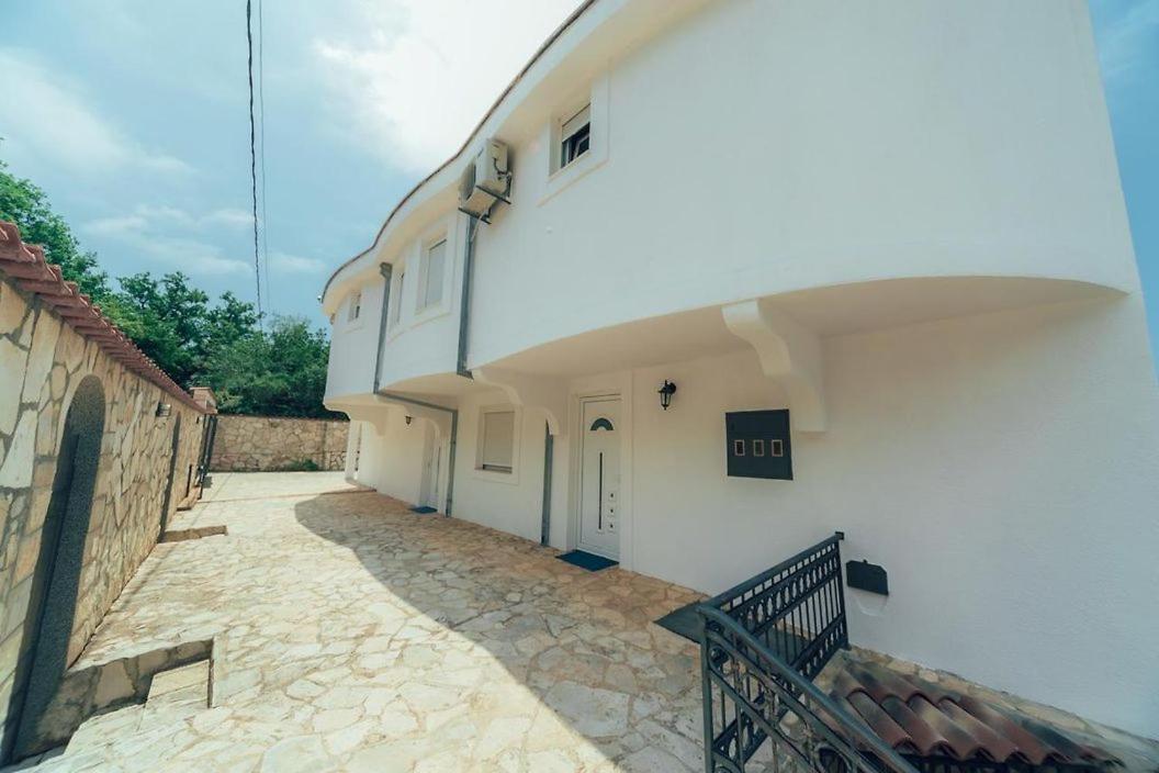 Apartmani Buena Vista Bar Exterior photo